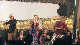 Download lagu Gubuk asmoro by Ardia Diwang mp3