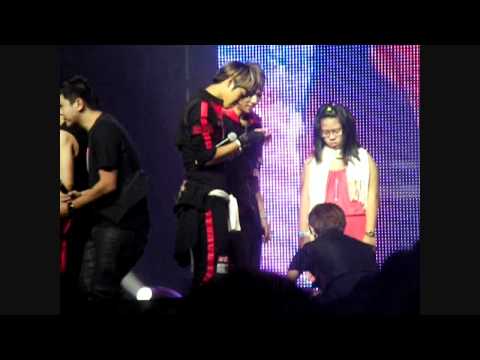 [Fancam] 110910 ZE:A Showcase Singapore - Game Segment Part 1