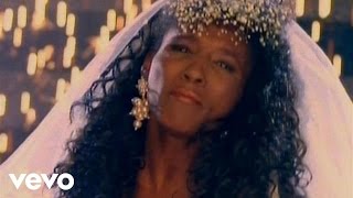 Sinitta - I Don't Believe In Miracles (Video)