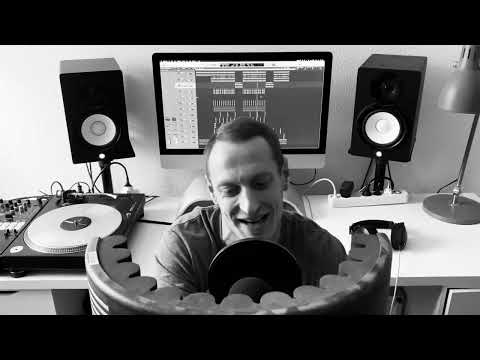 Fredagsbars: Simon Red