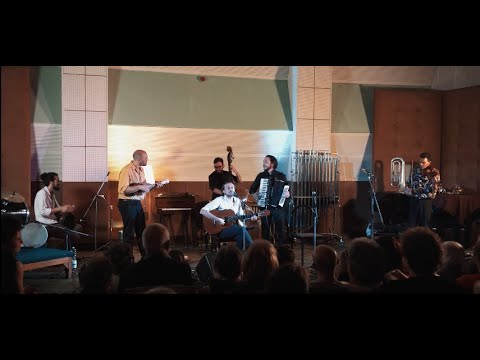 Ars Nova Napoli - E senza acqua la terra more (backstage album)