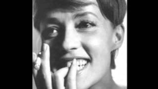 Jeanne Moreau ❝Juste un fil de soie❞