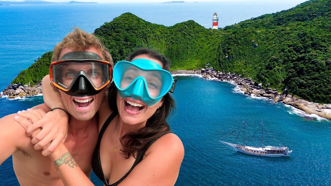 SAILING and DIVING in a FORBIDDEN Island! 🌊🤿 — Sailing Yabá 264