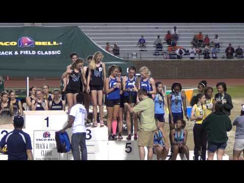 2014 Taco Bell Track, Girls 4x800 Awards presentation