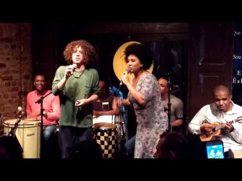 Marina Iris e Chico Chico cantam Partido Alto (Chico Buarque)