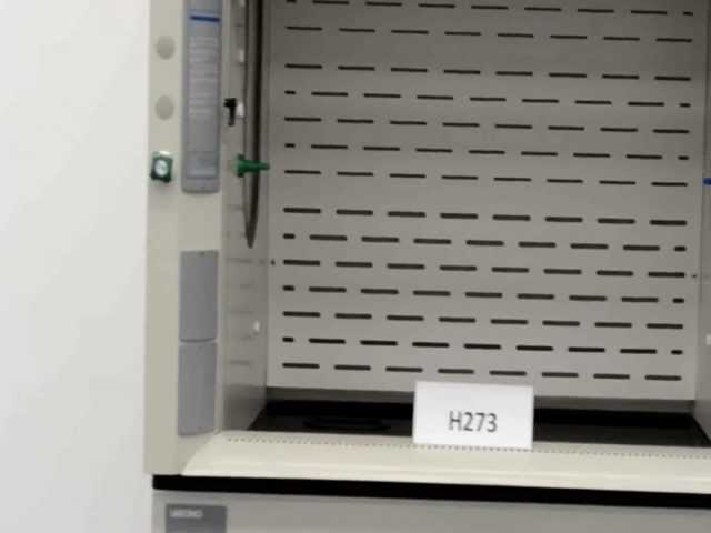 4′ Labconco Protector Laboratory Fume Hood with Epoxy Tops and Base Cabinets (H273)