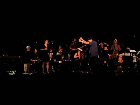 Amanda Miryem-Khaye Seigel  sings Di Mizinke Oysgegebn - words and music by Mark Warshawski