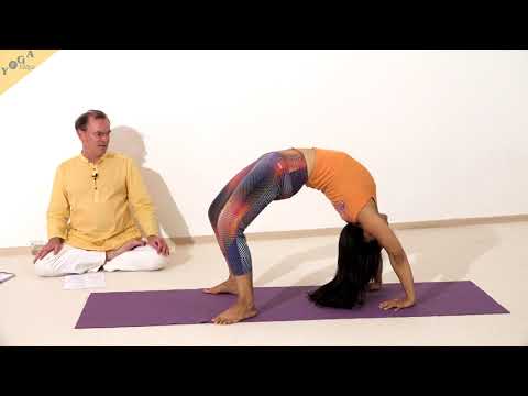 Rad mit Arm auf dem Oberschenkel - Yoga Asana Lexikon