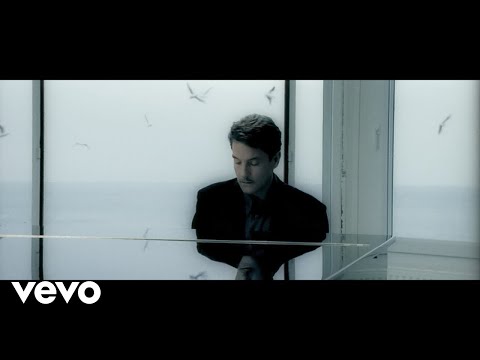 Francis Cabrel - Hors-Saison (Clip officiel)