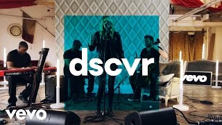 Laura Doggett - Into The Glass - Vevo DSCVR (Live)