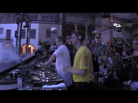 Âme x Dixon play Theus Mago & Local Suicide - Komm Ins Loch (Aera Remix)