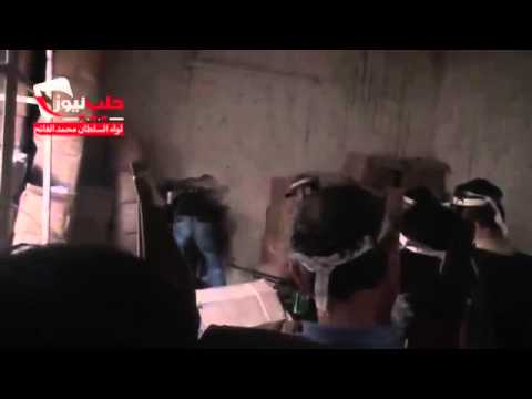 توجه مقاتلي لواء السلطان محمد الفاتح للمشاركة في المعارك في خان الشونة في حلب القديمة