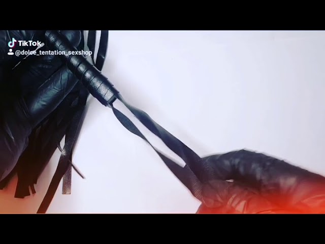 Vídeo relacionado con Fuwok - Látigo de Piel para Montar y Montar con Mango de Malla