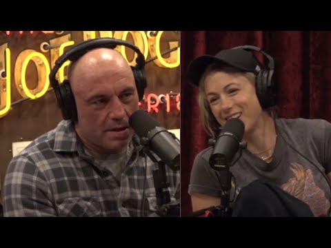 Joe Rogan Awkward Moment With Iliza Shlesinger