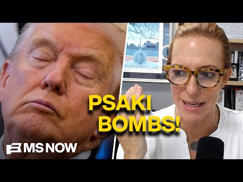 Sleepy Donald snoozes through another Oval Office event