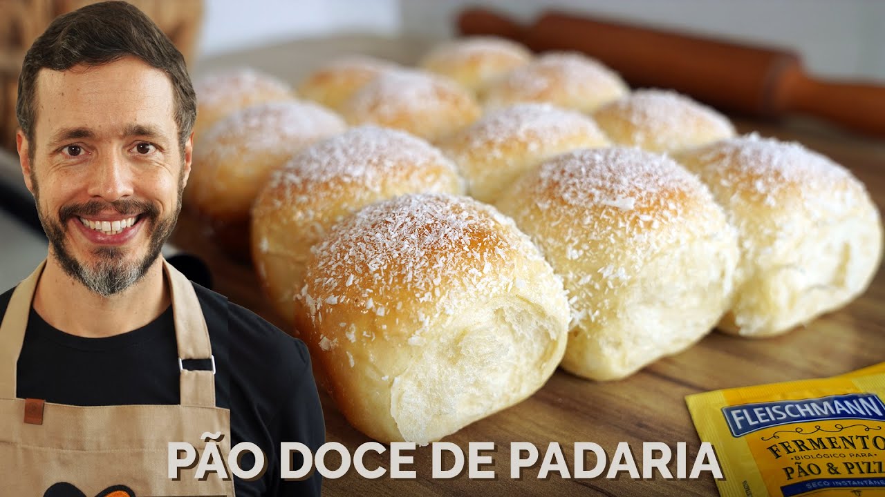 PÃO DOCE DE PADARIA - Receita de pão macio com cobertura de coco ralado