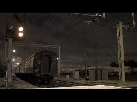 5043 Earl of Mount Edgcumbe hauls the Welsh Dragon 17 Aug 13