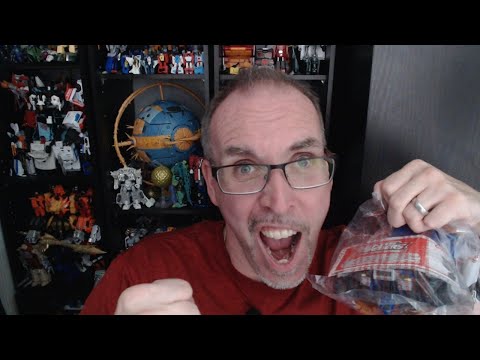 GotBot Goes Live: Takara and Tokyo Toy Show, YOLOPARK, ONE, Cyberworld and an Unboxing