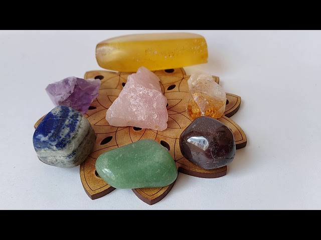 Vídeo relacionado con 20 varitas de cristal curativas, juego de piedras y cristales y piedras preciosas, cristales curativos en forma de estrella, piedras chakras, objetos de piedras naturales para meditación reiki,
