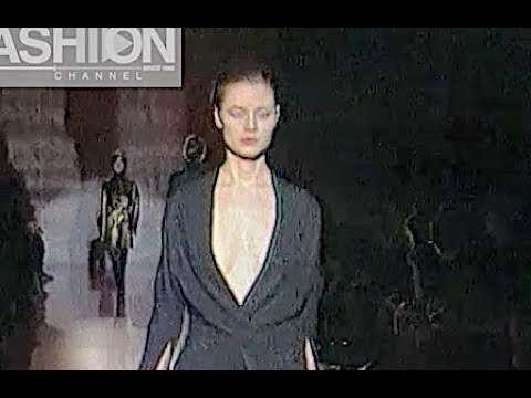 COSTUME NATIONAL Fall 2000/2001 Paris - Fashion Channel