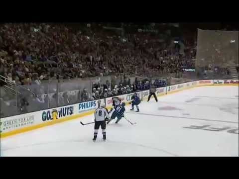 JVR 1-0 Goal - Avalanche vs. Maple Leafs (Oct 14, 2014)