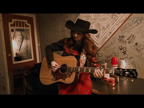 Noeline Hofmann - The Bullfighter (Official Video)