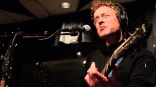 Low - Waiting Live on KEXP)