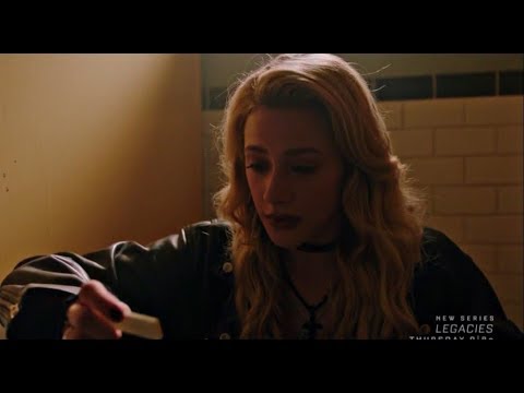 Riverdale 3 × 04 Alice finds out she's pregnant Penelope and Alice fig...