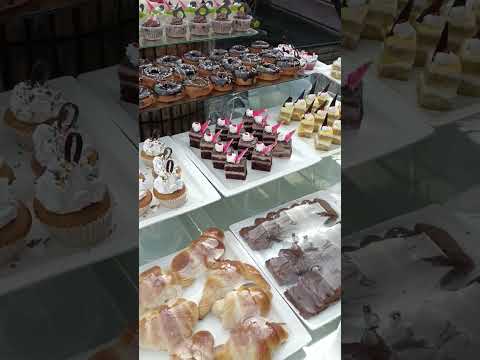 #dessert #bakery #chefs #shorts #bar #macron