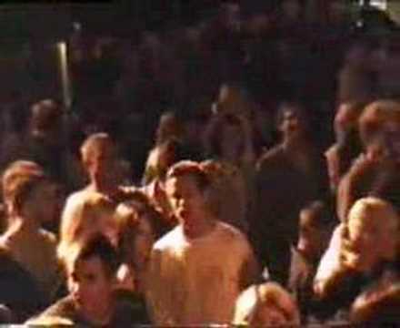 Zablujena generacija v živo