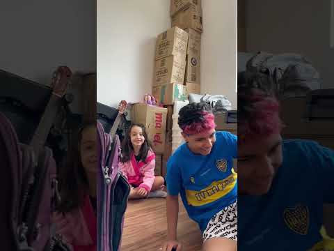 ADIVINHE A MÍMICA *rechei de mais kkkk