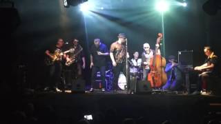 Jerry&#39;s Fingers i Michał Cholewiński Low Down Dog / Old Timers Garage