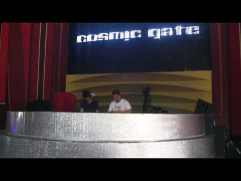 Cosmic Gate plays This Moment