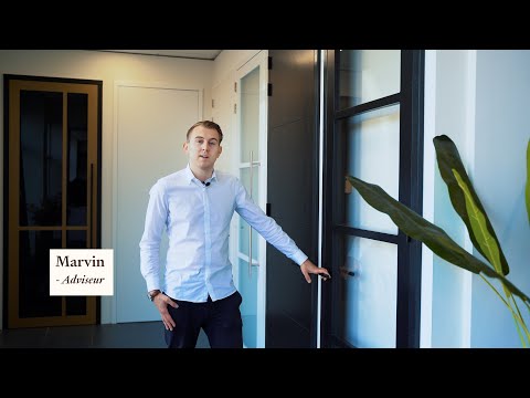 Plafondhoge deur met kozijn | Ons maatwerk product uitgelegd