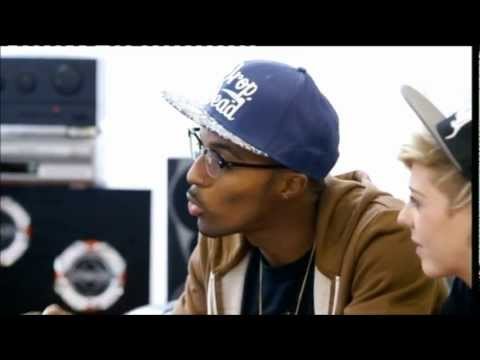 Live Show #2 MK1 sings Jackson 5's I Want You Back The X Factor UK 2012