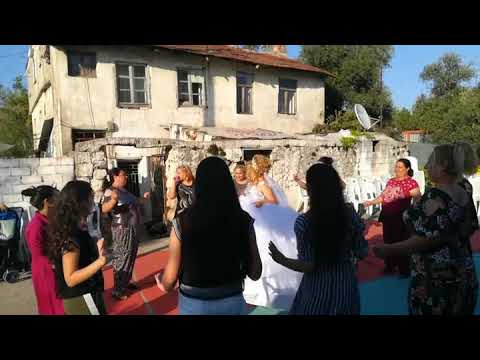 İzmirli necati seviyorum seni roman havasi