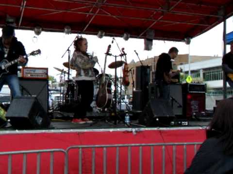 Magdalene "Killing In The Name Of" Rage Against The Machine Cover @ Texas Rockfest 3/20/10