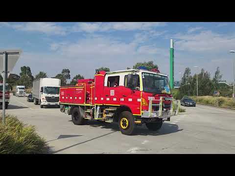 Vic CFA - Strike Team 0893 departing 