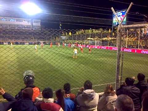 Increíble gol perdido por Olimpo!!!