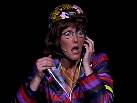 Cirkusrevyen 2010 - En lille smule bekymret