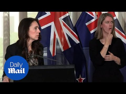 Jacinda Ardern casually reacts when earthquake interrupts New Zealand PM's press conference
