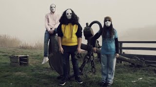 Maxwell Farrington & Le SuperHomard – “Two Hopeful Lovers”