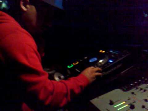 Jags Klimax Drops DJ Dips EXCLUSIVE NEW SINGLE @ The Academy, Brunel - Dec 2008