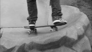 preview picture of video 'Street Skating Hazelton'