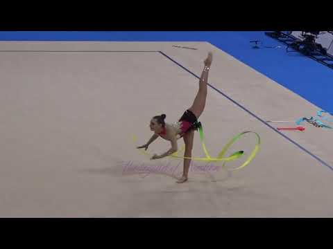 Sara KRAGULJ (SLO) ribbon - 2015 Stuttgart worlds Qualifs
