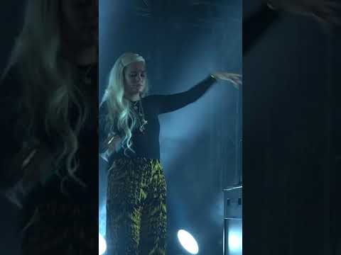 Lily Allen - The fear(No shame tour live in Milan)(02/12/2018)