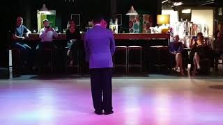 Video thumbnail for Victoria Olivella y Agustin Rojas - Uno - Troilo Marino