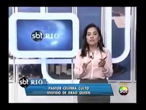 "Pastor Evangélico" faz culto vestido de (drag queen)