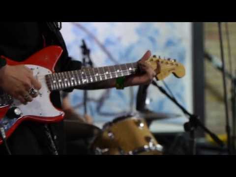 Unknown Mortal Orchestra - How Can You Luv Me (Live on KEXP)