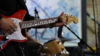 Unknown Mortal Orchestra - How Can You Luv Me (Live on KEXP)